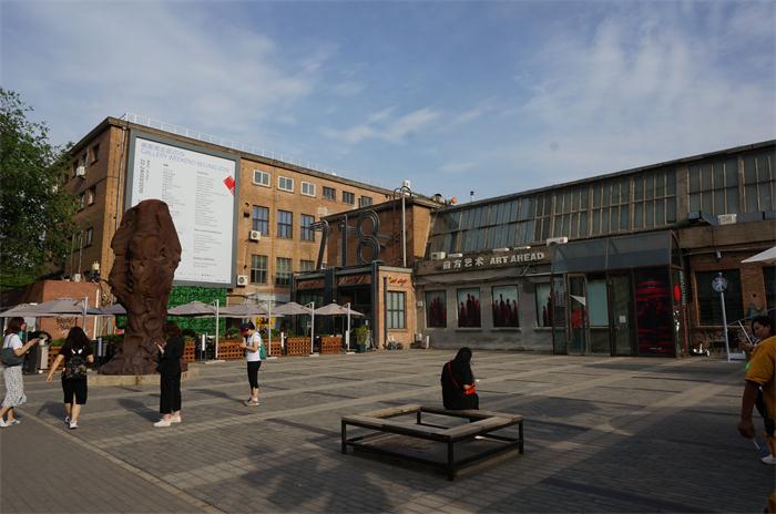 北京798一個從【舊廠房創(chuàng)意出來的藝術區(qū)】(圖8)